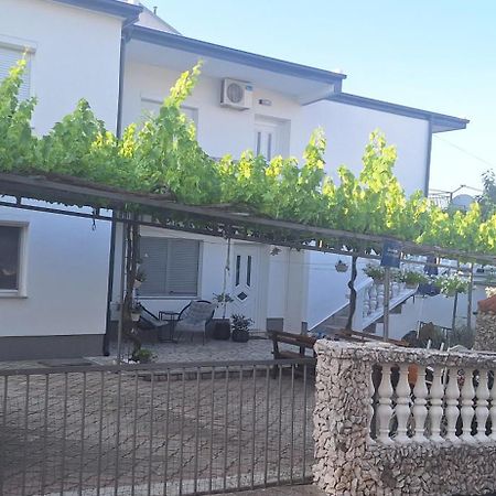 Apartments Jamice Novi Vinodolski Ngoại thất bức ảnh